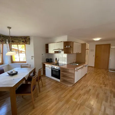 Daire Haus Monika Kirchberg in Tirol